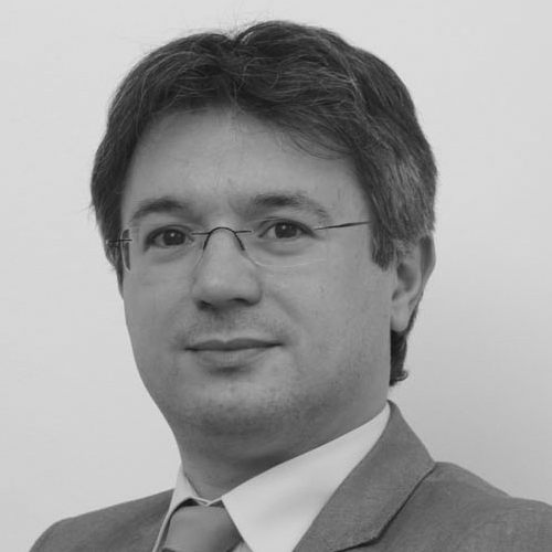 team-member-image